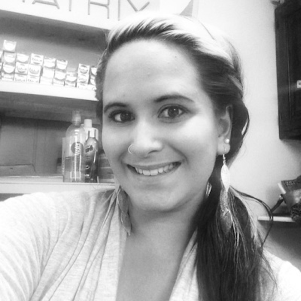 Meet your Posher, Kayla